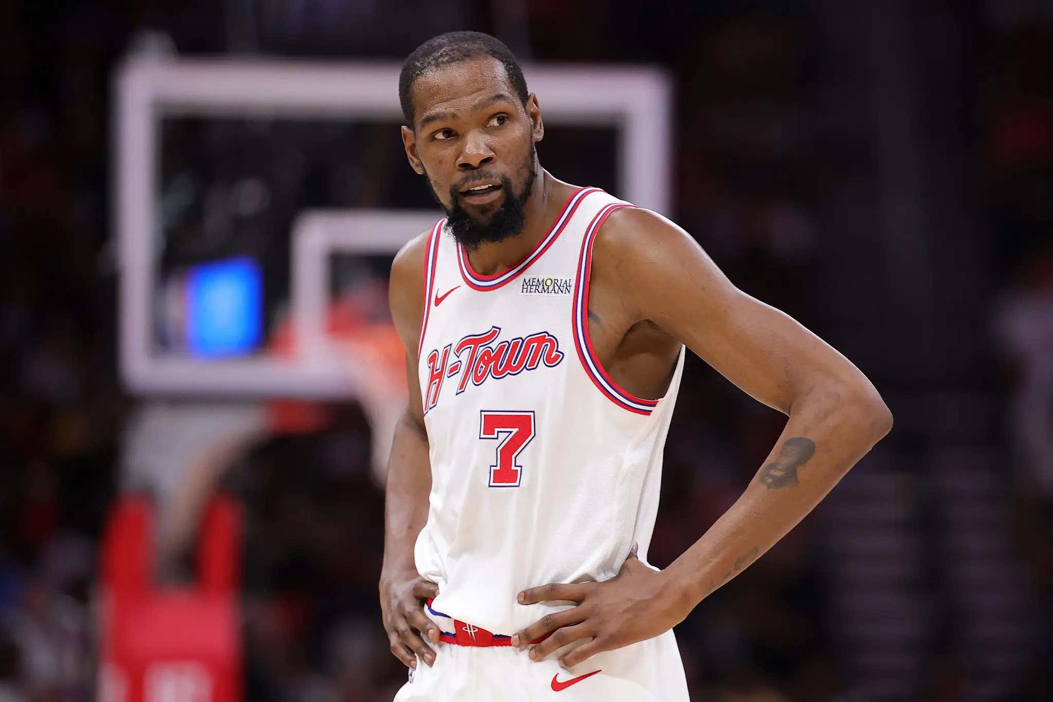 Kevin Durant Was Pissed Off When A Reporter Told Him That Rockets HC Ime Udoka And Their GM Said That KD Should Get His Minutes Down This Season