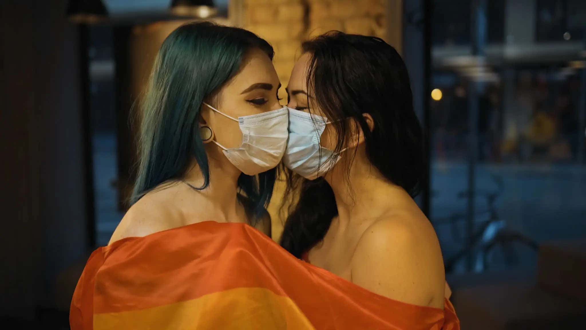 The Backlash Against the Lesbian Bar That Eased its Mask Mandate for One Night a Week Just Keeps Getting Wilder