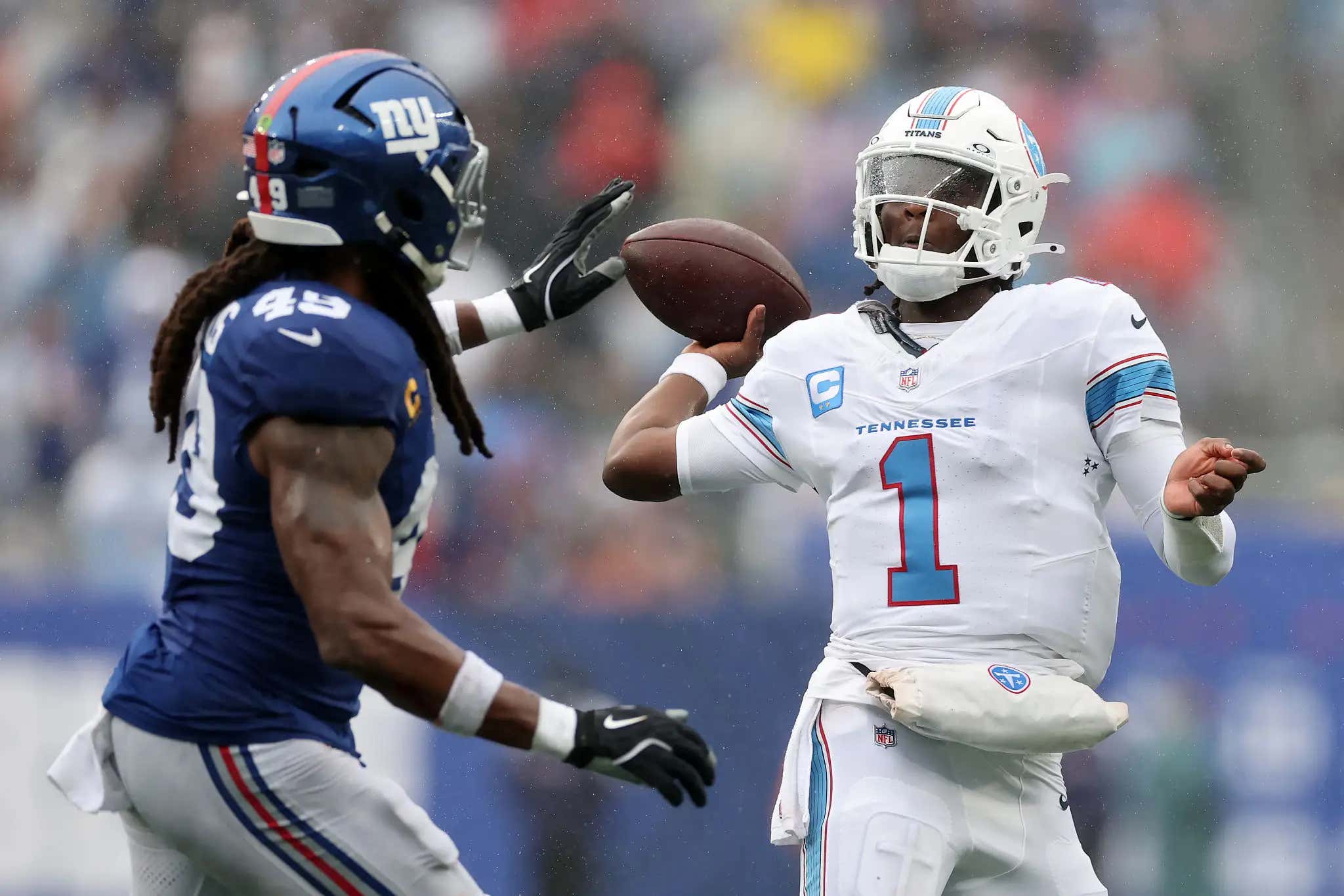 'Run The Fucking Ball Cam' - Nobody Is More Sick Of Watching Cam Ward Than This Sad Titans Fan Sitting At MetLife On Sunday