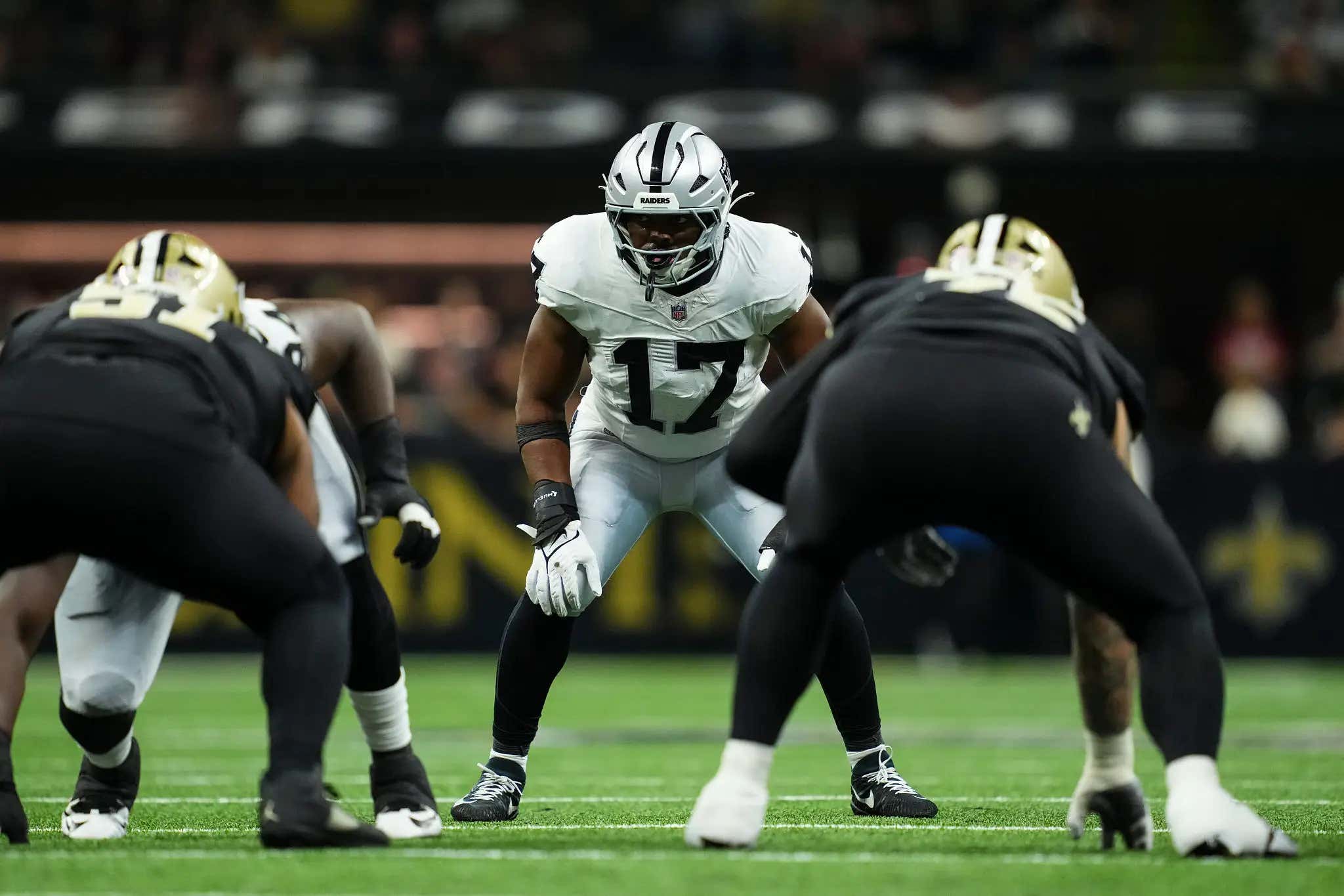 'They Can Only Protect One Thing, The Ball Or Their Soul' - Nakobe Dean Dropping This Line Mid-Game Is How You Know The Raiders Are Officially Back