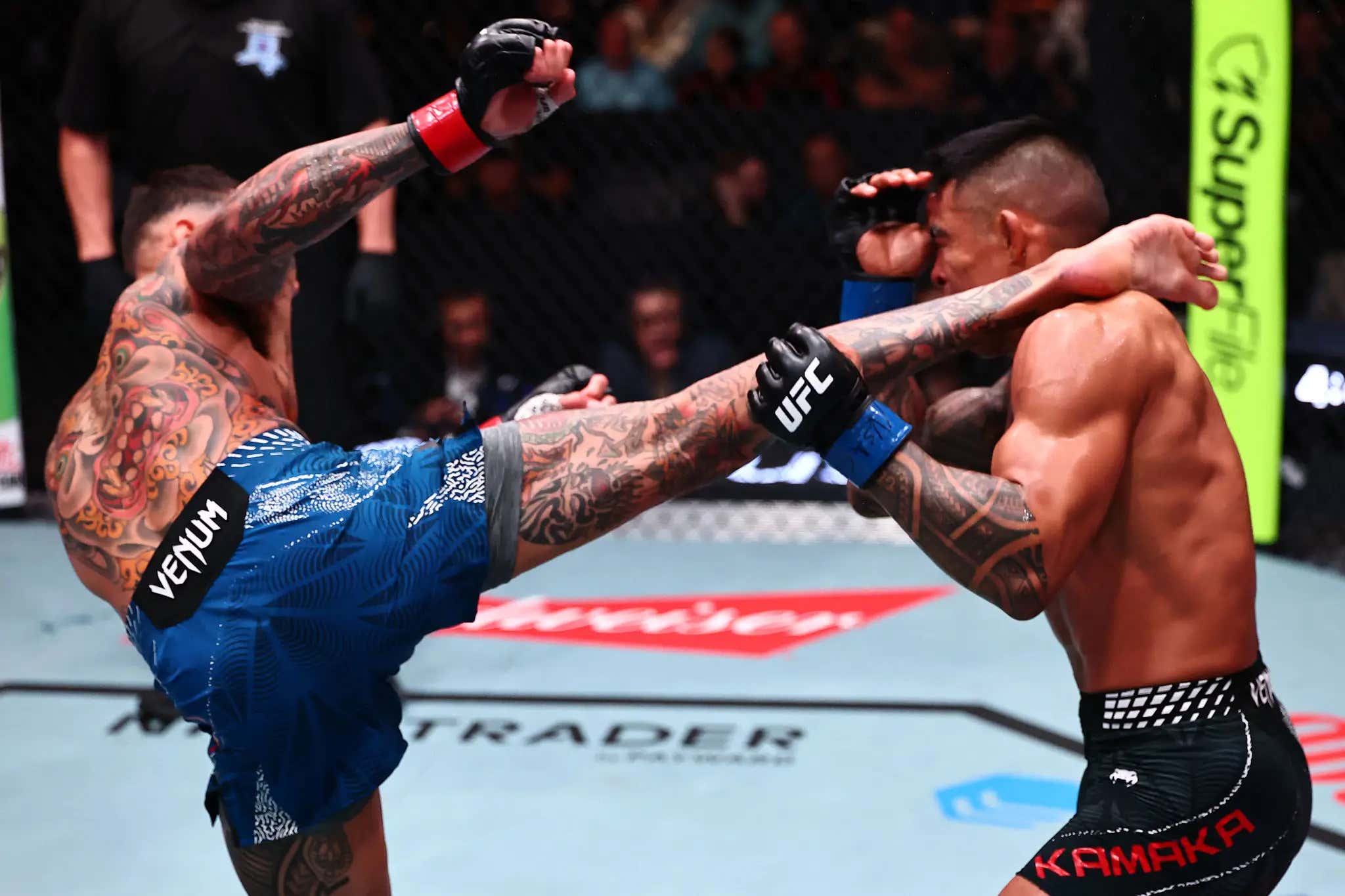 Andre Fili With A Headkick From Hell - KO Of The Year Contender