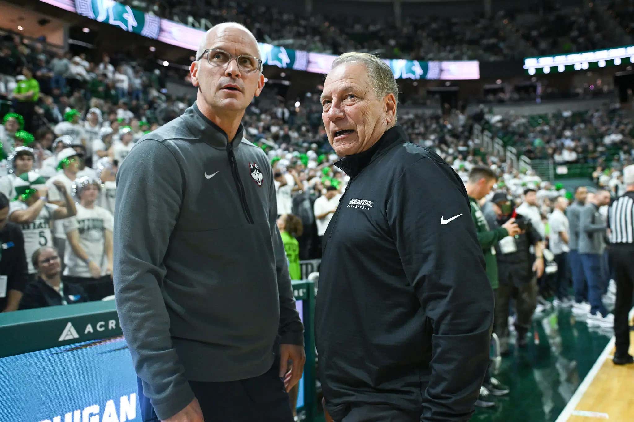 Tom Izzo Shut Down Michigan State Fans Chanting "Fuck Dan Hurley" At America's Best College Basketball Coach