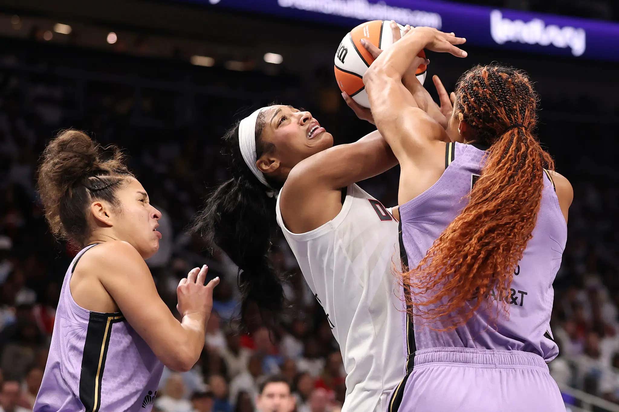 Hold On, The WNBA Doesn't Have A Time OR Location In Place For Game 6 Of The Fucking Finals??