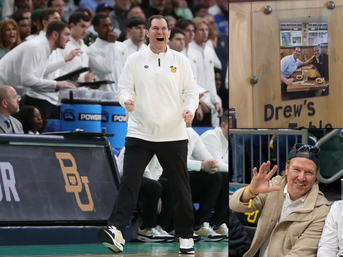 It's Pretty Sad That Scott Drew's Gifts For Turning Down The Kentucky Job Were Cupcakes From Chip Gaines And A Restaurant Booth Named After Him