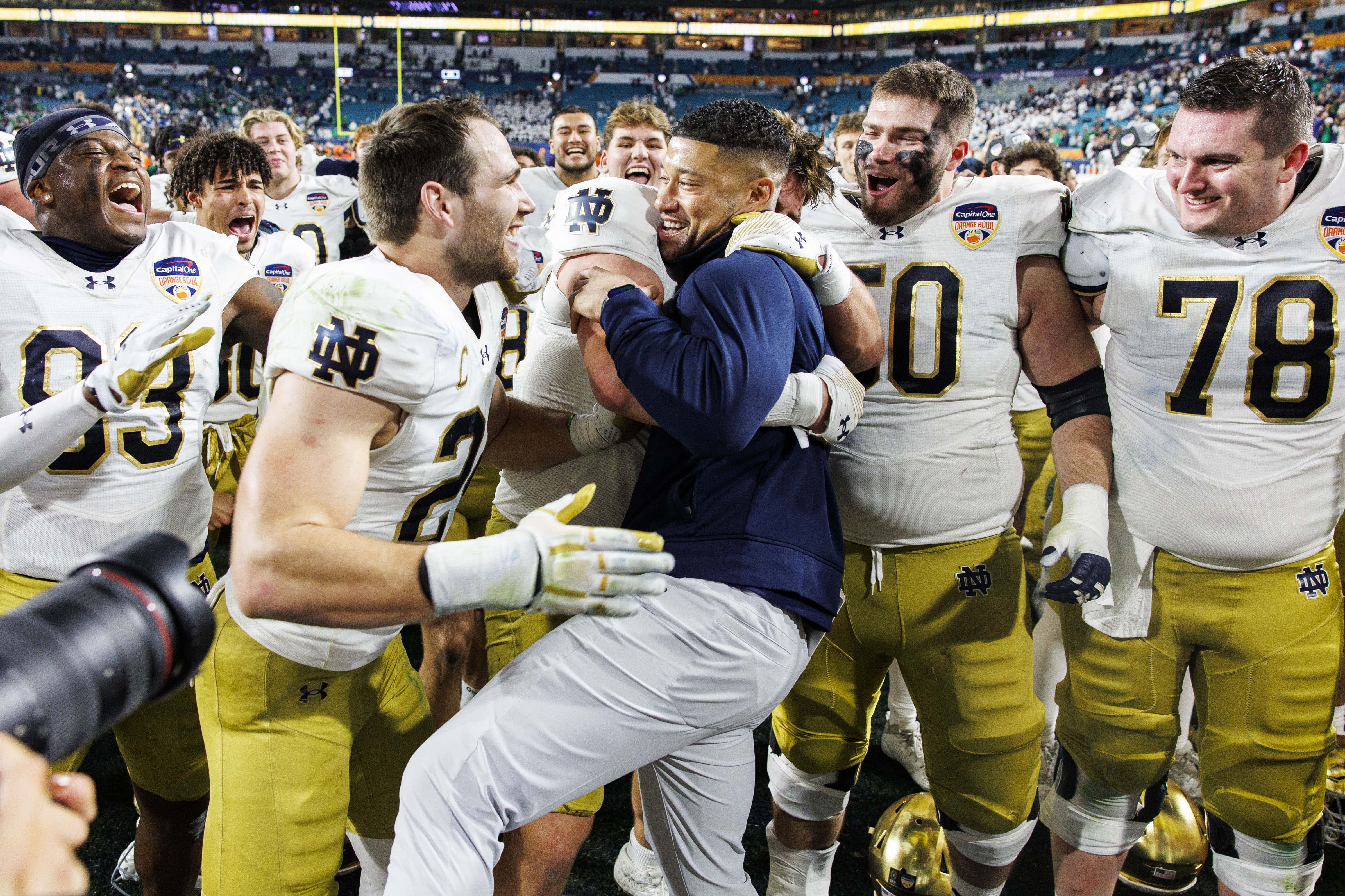 Marcus Freeman's Halftime Speech Against Penn State Has Me Ready To Run Through A Wall
