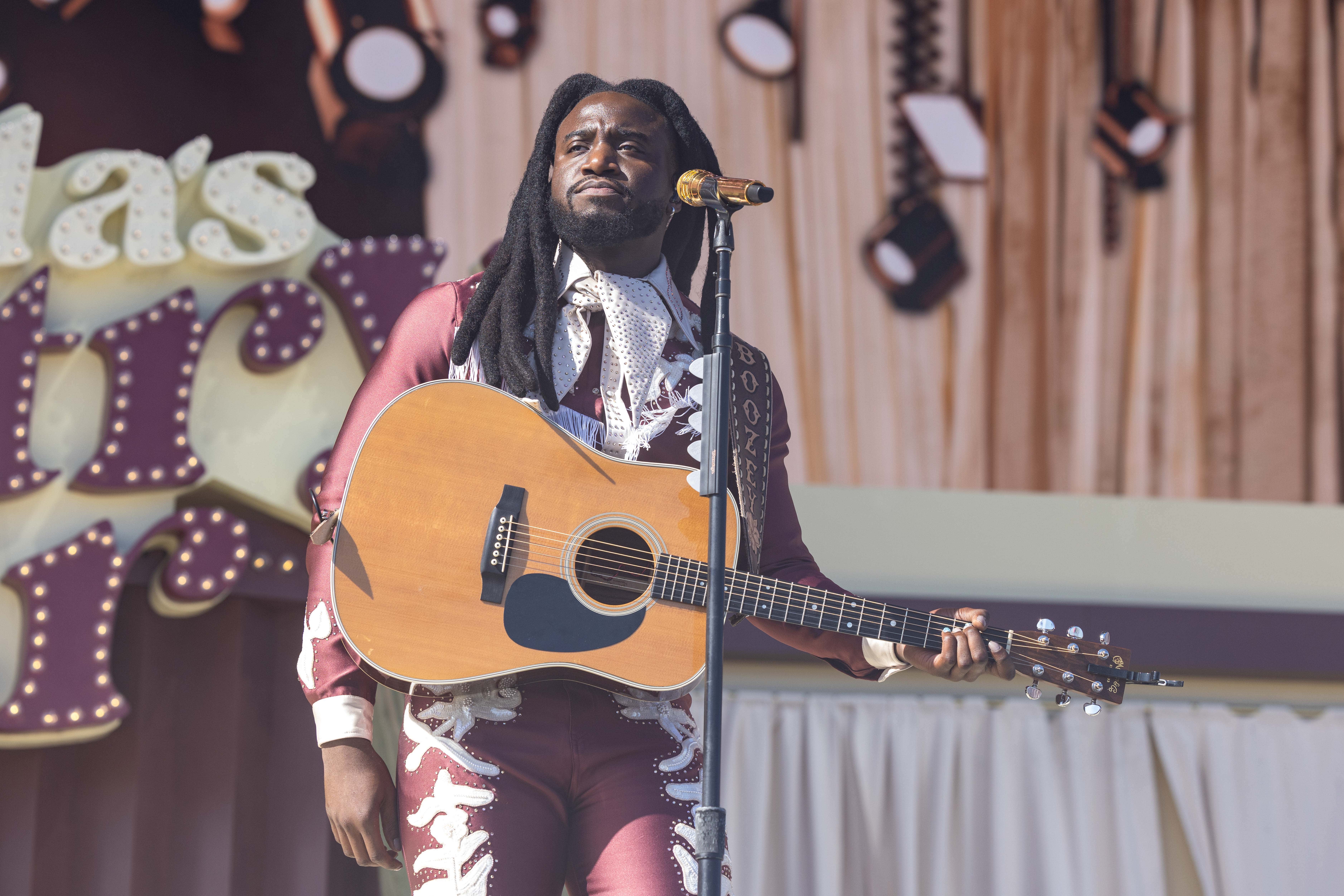 Shaboozey Has Another Smash Hit On His Hands, His New Record With Myles Smith, “Blink Twice”, Has Song Of The Year Vibes