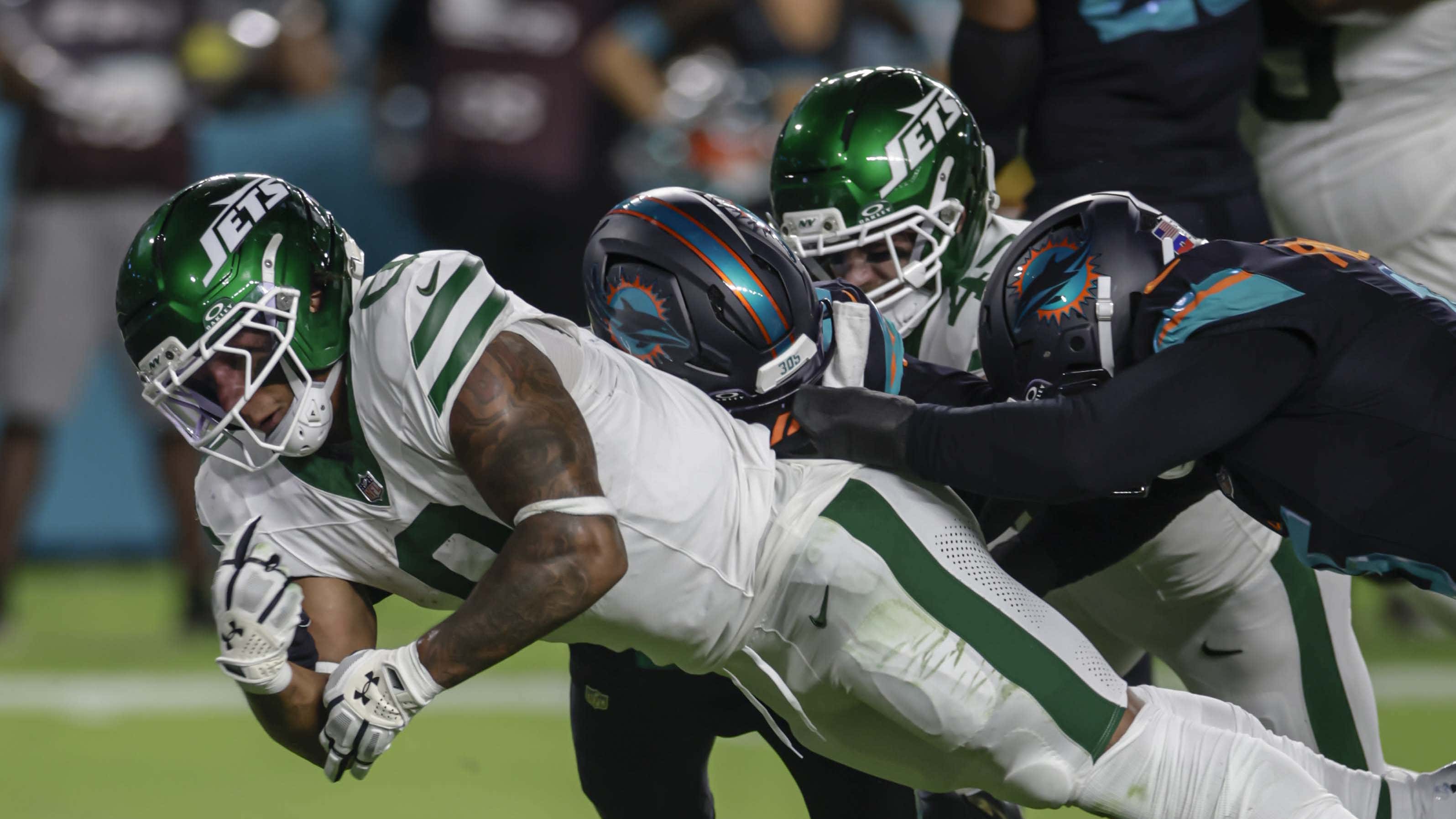 The Only Path For The Jets Is To Trade Everyone For Picks And Start Over