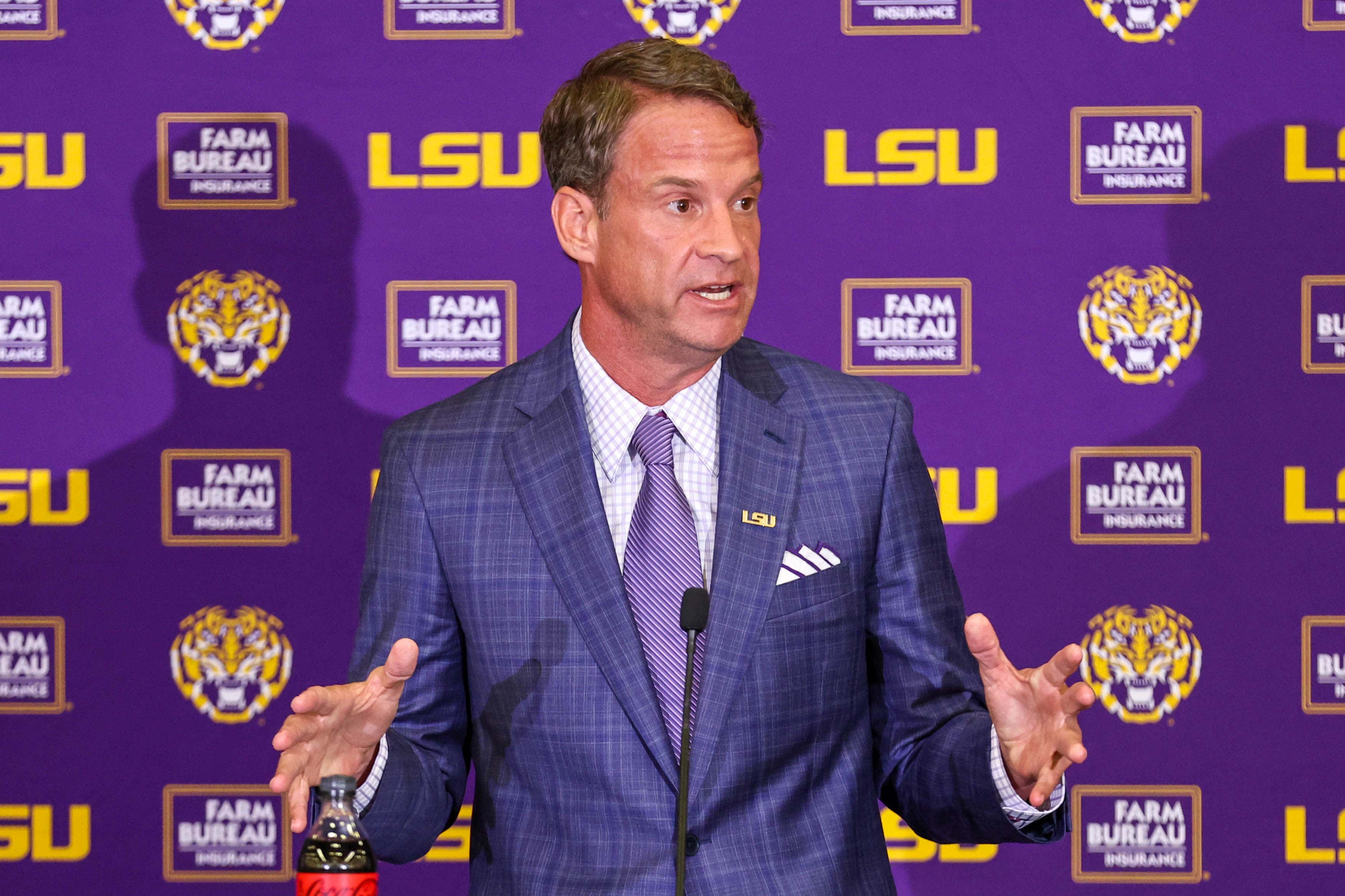 LSU Agreed To Cover Any Losses on the Sale of Lane Kiffin's House, But There Seems To Be Some Mystery Around What He Actually Paid For It