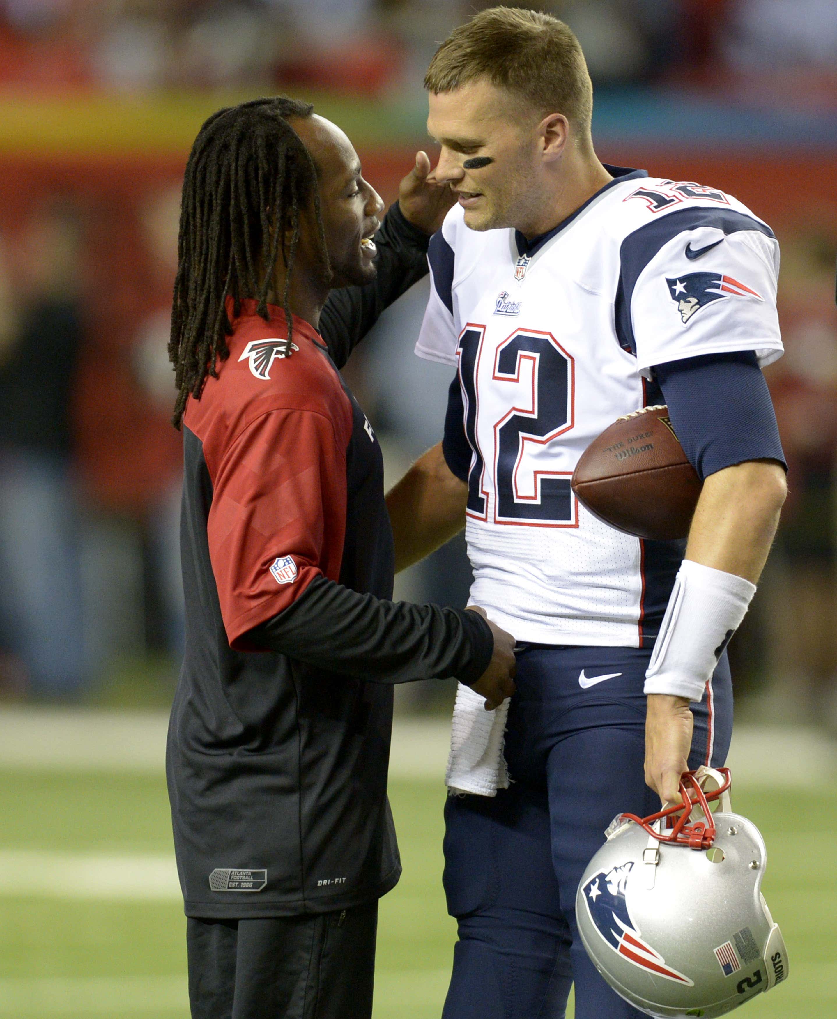 Tom Brady's Ex-Teammates are Pissed About Him Claiming to Have 'No Dog in the Fight.'  But Asante Samuel Has Gone DARK.