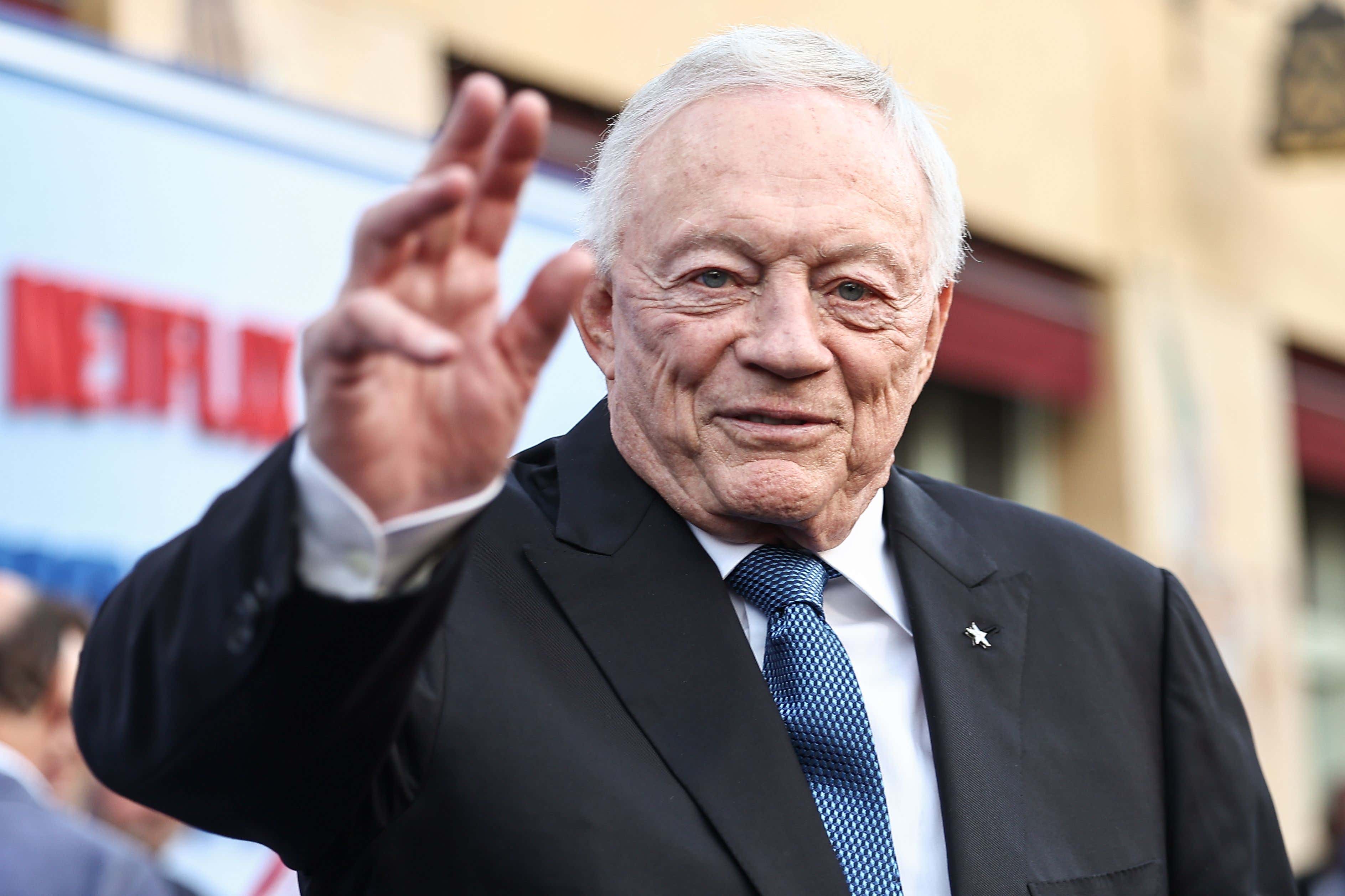 Jerry Jones Gave An All Time Spin Zone On Sam Williams Getting Arrested For Speeding Twice In A Year