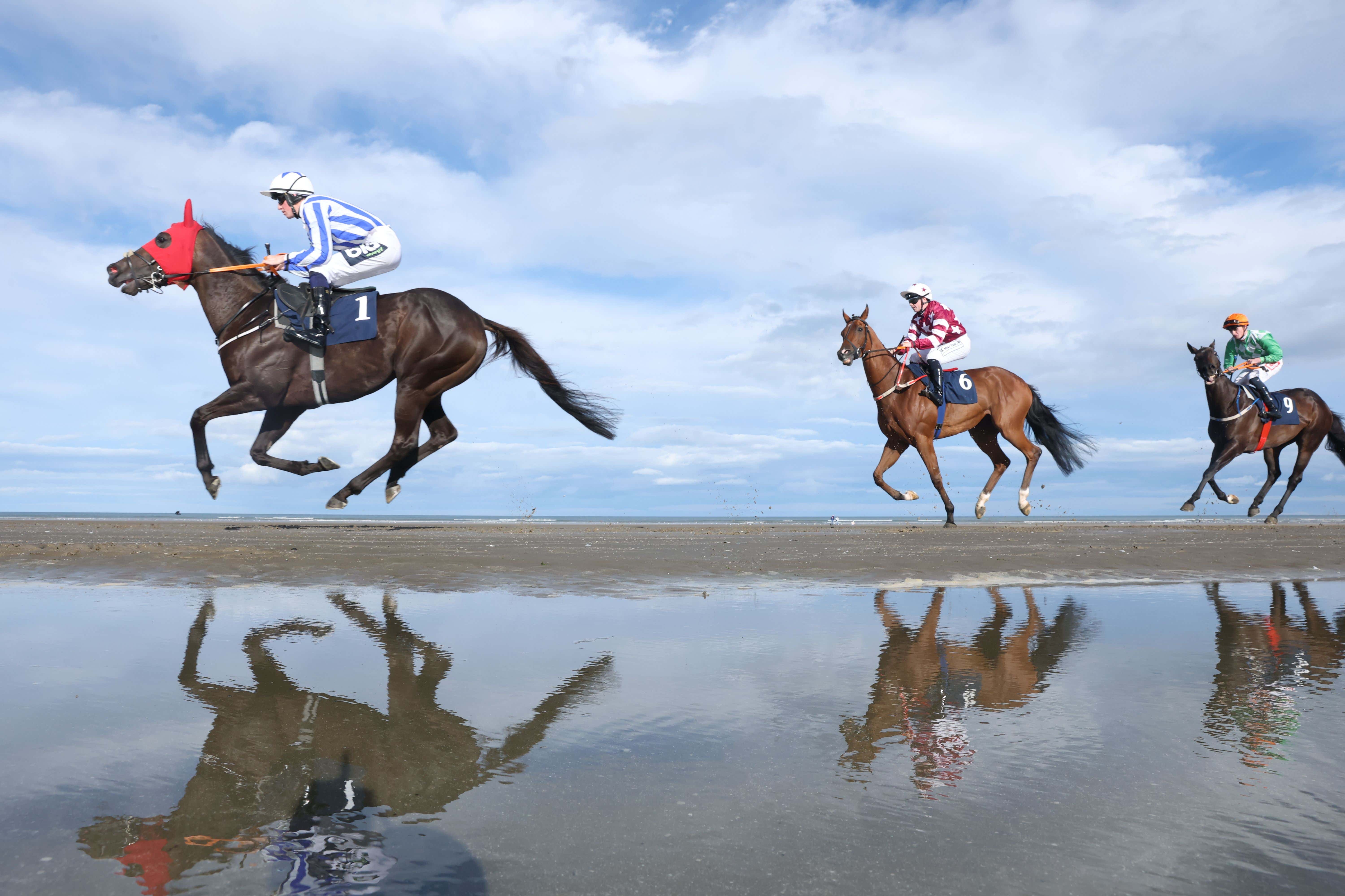 A Renovated Belmont Park Opening But We Won't Get The Huge Showdown We Wanted -  Plus Saturday Racing Picks - At The Post With Mut