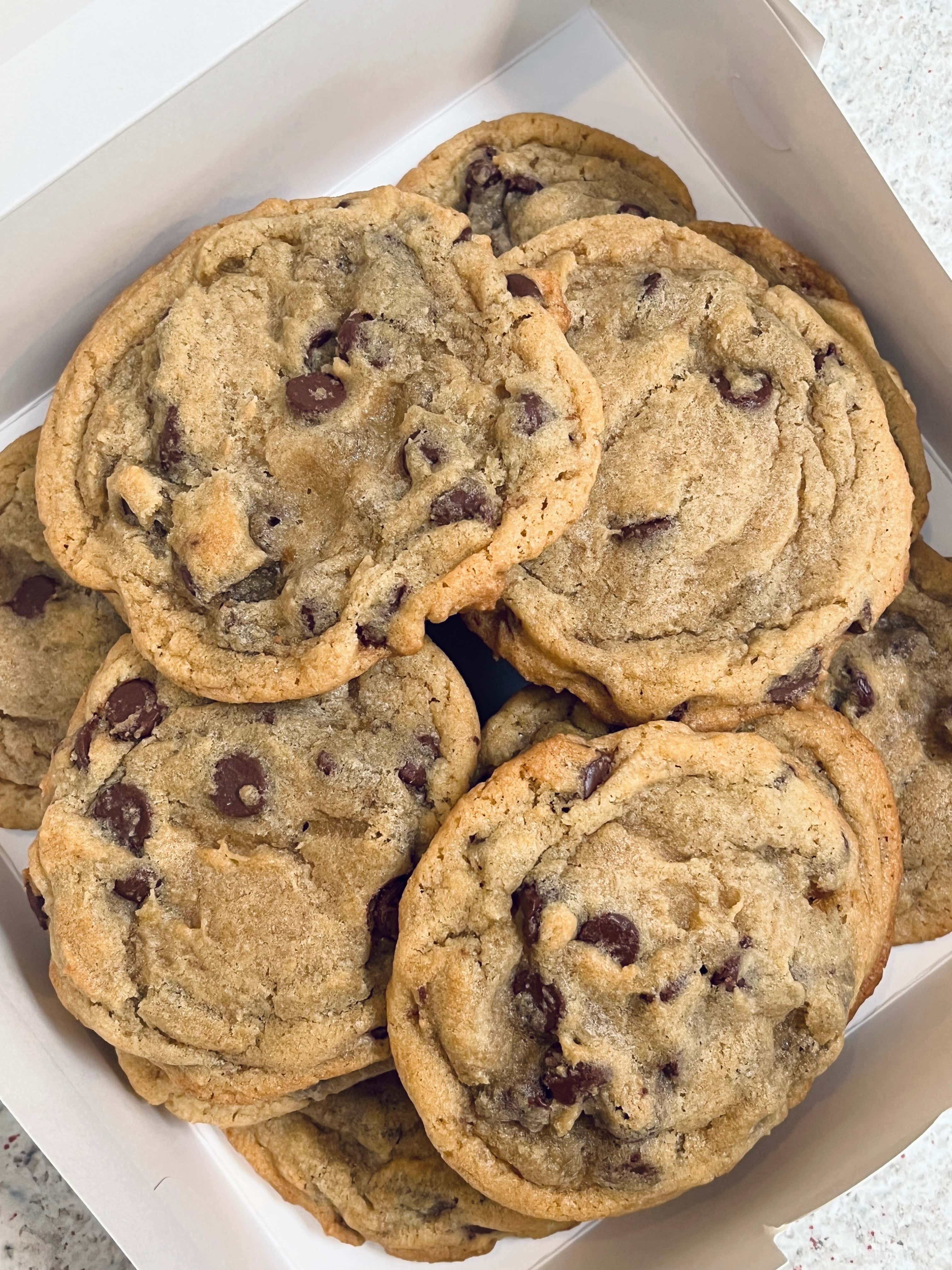 DEBATE: Are Cookies A Snack Or A Dessert?