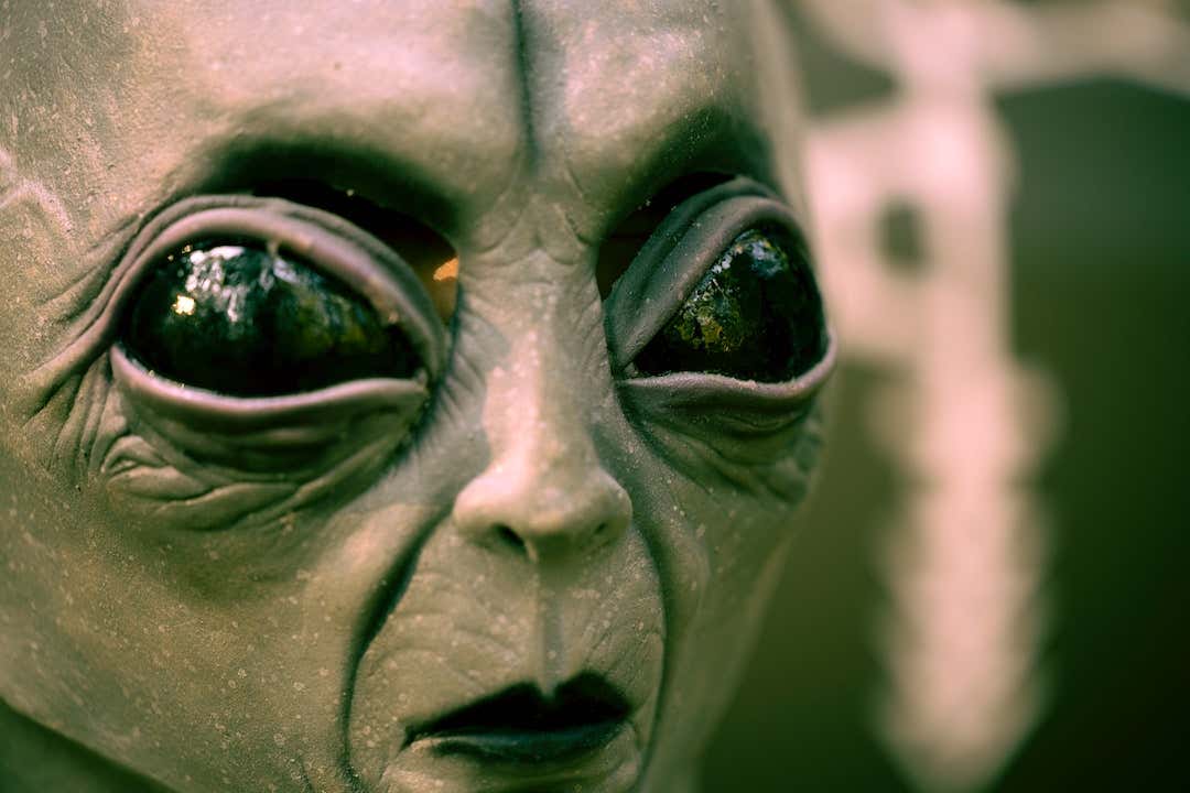 An Open Letter to The Aliens