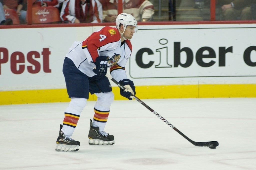 Throwing It Back To TBlades Barstool Sports