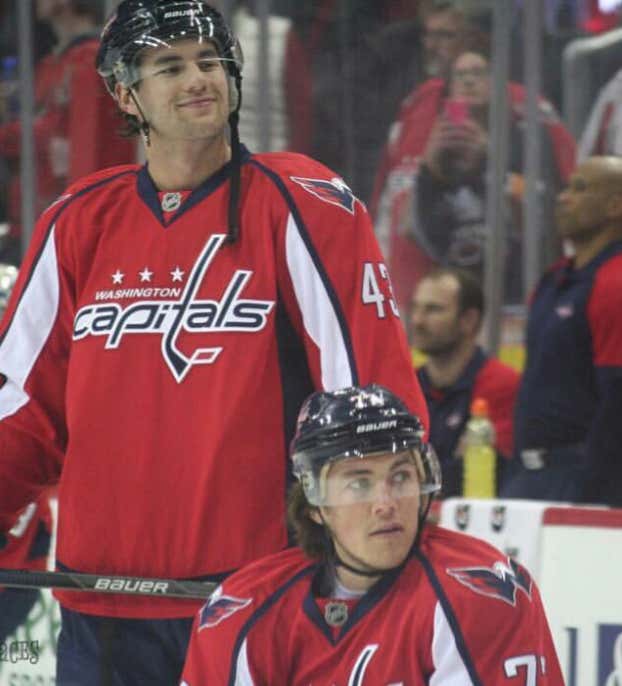 T.J. Oshie welcomed back Tom Wilson from his suspension with the perfect  tweet and movie poster - Article - Bardown