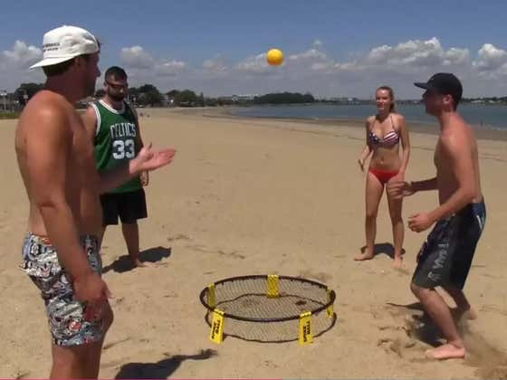 Throwback: Spike Ball - El Prez & Hank vs Intern Dana & Blind Mike