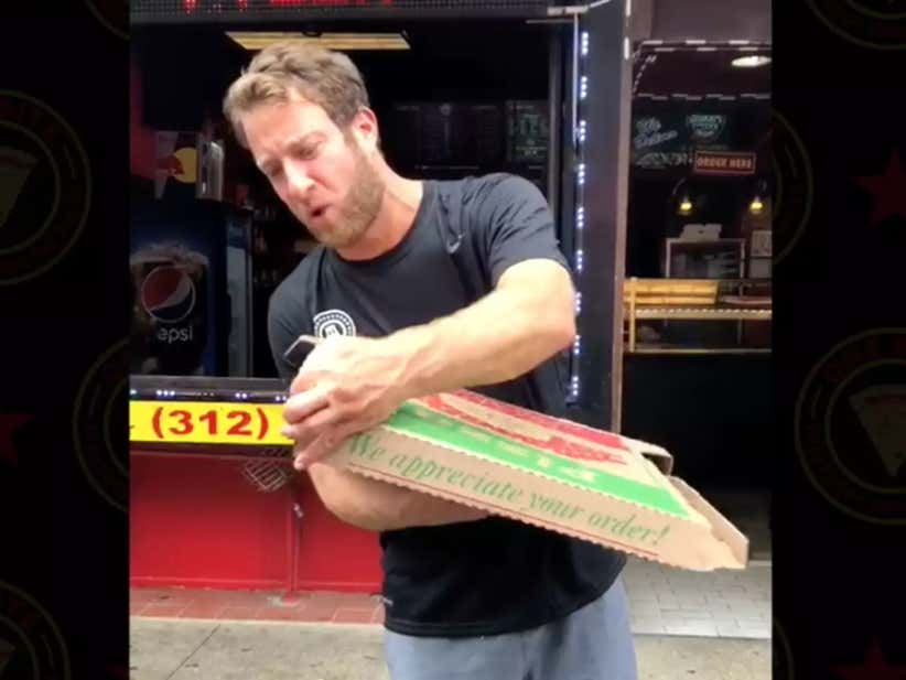 Barstool Pizza Review - Georgio's Pizza (Chicago,IL)