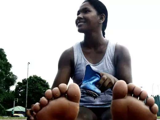 Feel Good Friday: An Indian Gold Medalist Is Getting Custom Sneakers For Her 12 Toed-Feet
