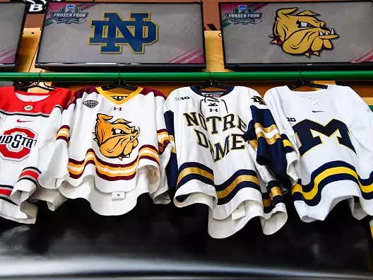 Spittin' Chiclets College Hockey Rankings (Preseason)