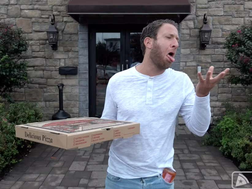 Barstool Pizza Review - Vesta Wood Fired Pizza (East Rutherford, NJ) Presented By Frank's RedHot