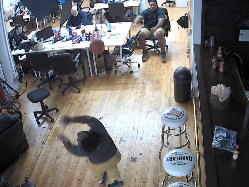 I Think Willie Colon Just Murdered Zah With A Basketball Barstool Sports