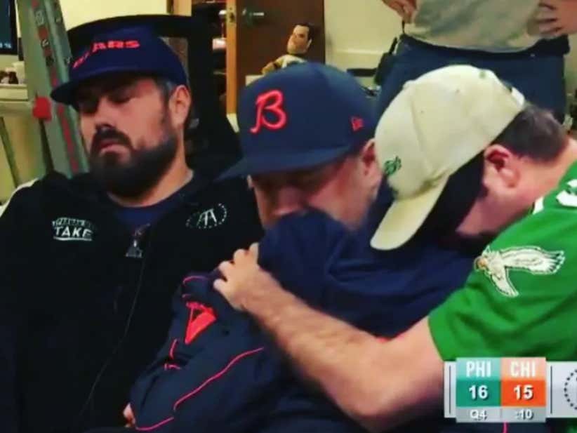 FULL Bird Box Bears Vs. Eagles Electric Chair Is Up And It's An All-Timer