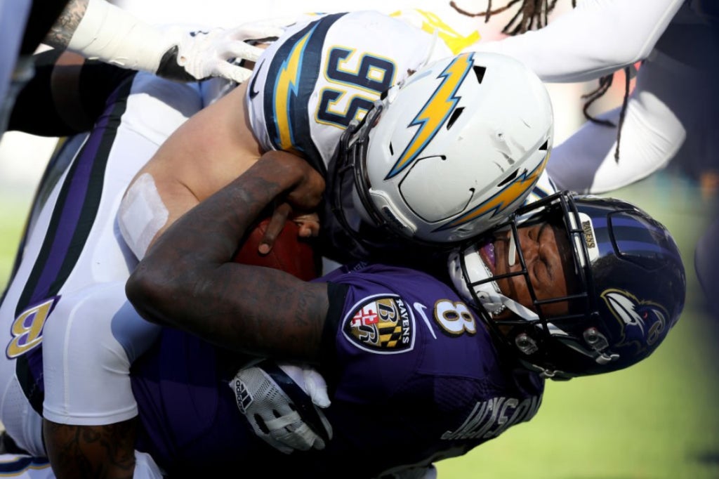 lamar chargers hurt