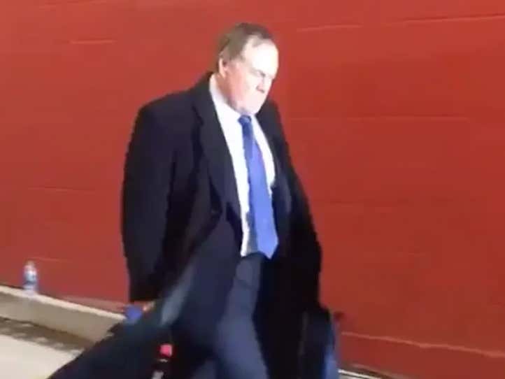 Live Look At Belichick Arriving at Arrowhead