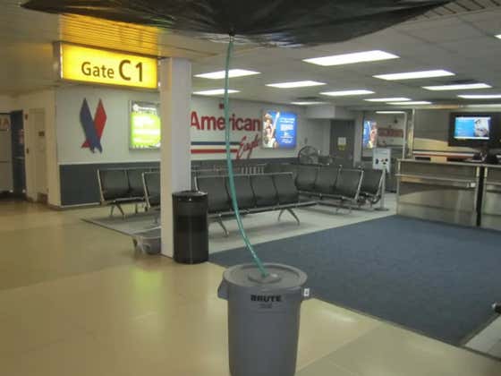 LaGuardia Airport Is Shut Down, Runs Exactly The Same As Usual