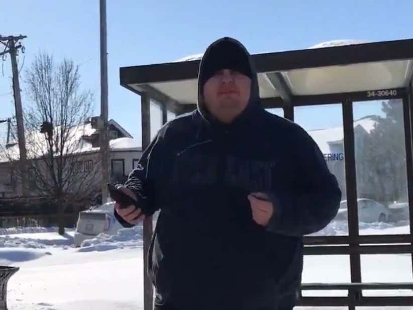 Eddie Barstool Giving Rides in 50 Degree Temperatures is the Living