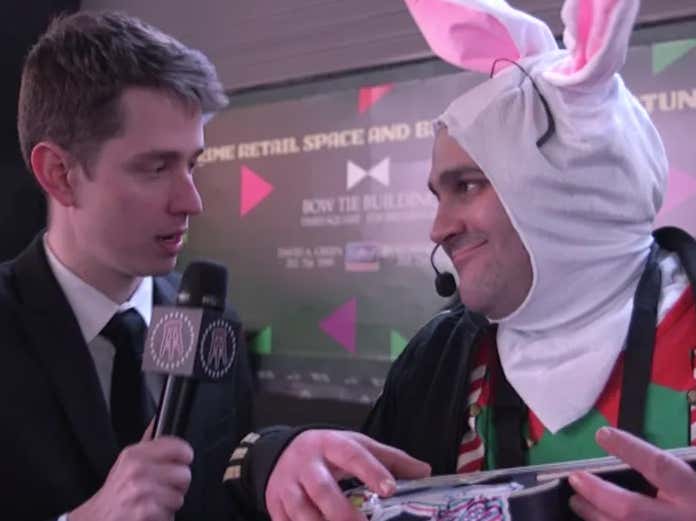 Vibbs Goes To Time Square After Dark