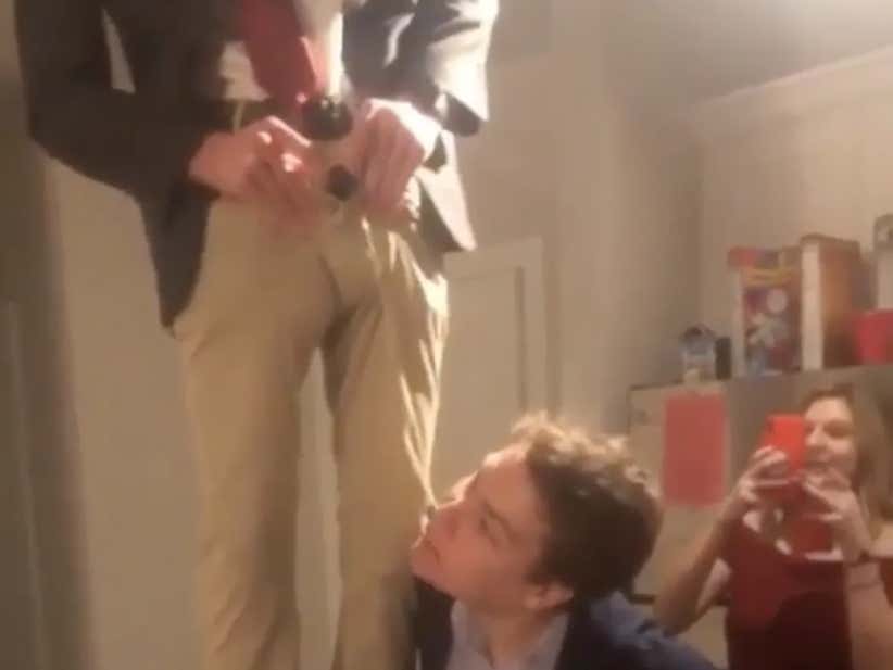 peeing mouthe Redtube-エロ動画