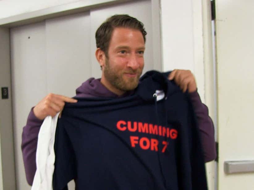 Stool Scenes Episode 107 - A Sticky Situation