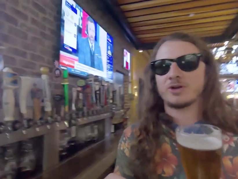 I Survived For A Full Day In A Buffalo Wild Wings