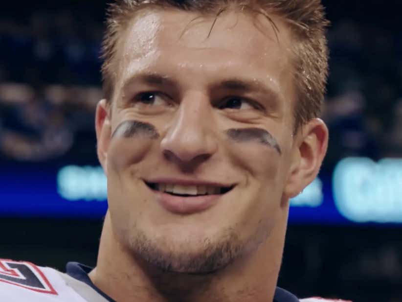 A Barstool Tribute to Roberto Gronkowski