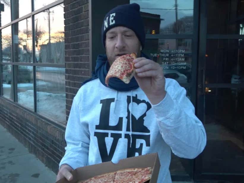 Minnesota Classic Pizza Review - Young Joni (2/1/18)