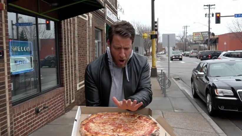 Barstool Pizza Review - Hello Pizza (Edina,MN)