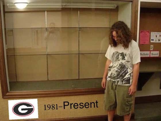 Florida Fans Put Aside Rivalry, Congratulate Georgia On "14,000" Days Since Their Last National Championship
