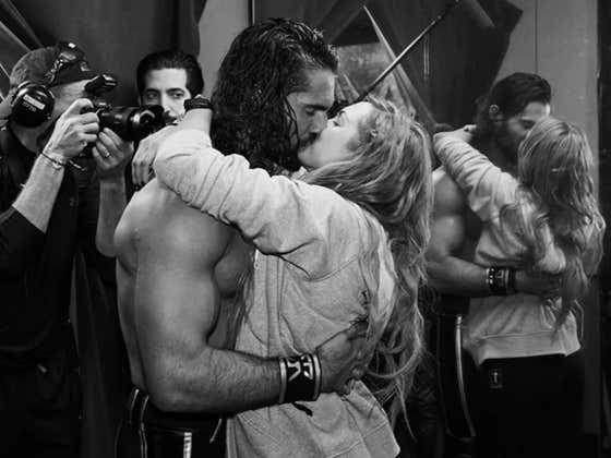 Becky Lynch Broke Wrestling Twitter Last Night When She Revealed She's Dating Seth Rollins