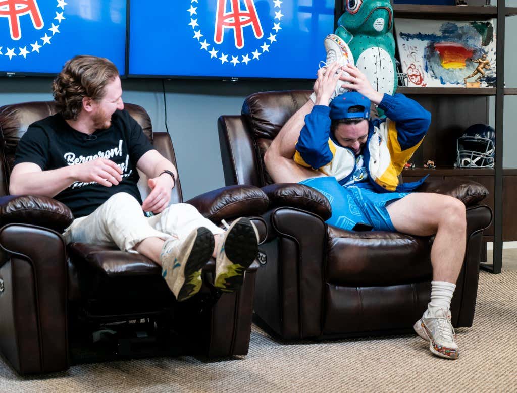 Stool Scenes 212 BTS Of El Pres Playing Pebble Beach & Grit Week 2019