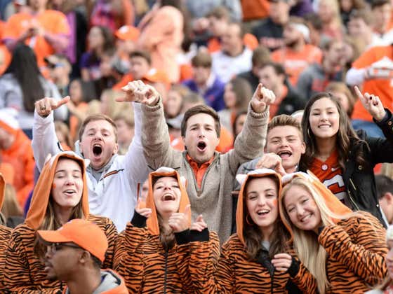 Clemson Fans Believed Their Players Were Given PED Laced Food At ACC Championship Game By A Third Party To Get Them Suspended