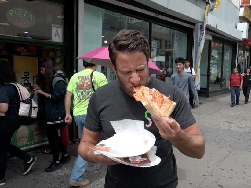 Barstool Pizza Review - Lucia (Flushing, NY) Bonus Jamaican Style Beef Patty