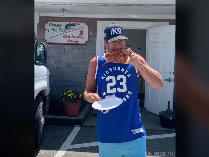 Barstool Pizza Review - Old South Diner / Dragon By The Sea (Nantucket) Bonus Chinese Food