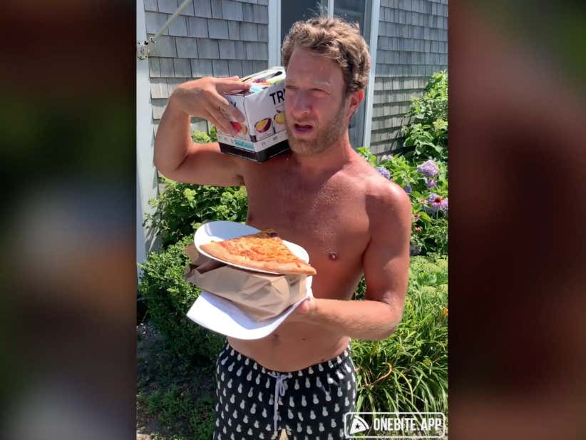 Barstool Pizza Review - Shangri-La Kitchen (Nantucket) Bonus Sushi Roll