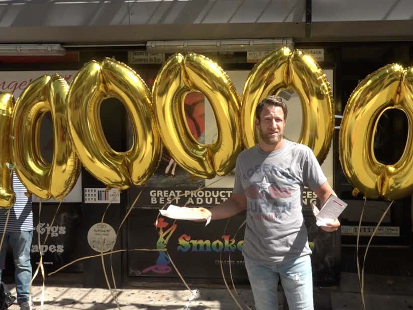 Barstool Pizza Review - Claudio Pizzeria