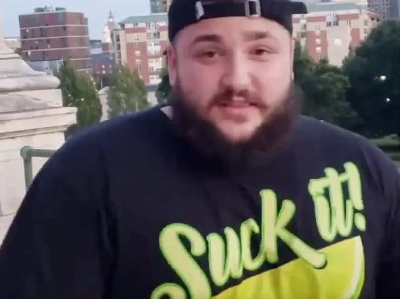 I Need The Biggest Baddest Patriots Fan Out There To Come Knock This Cowboys Fan Into Bolivian