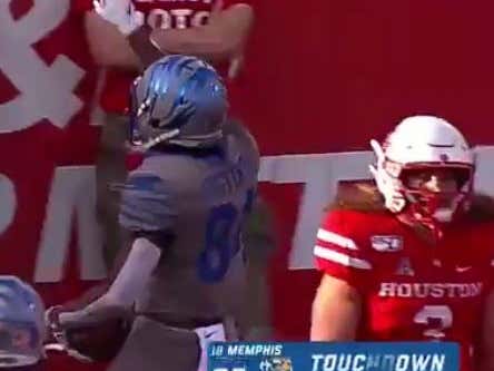 Memphis Scores with 27 seconds Left in the Half to Cover 1H -6.5