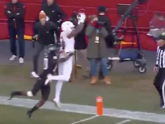 Texas Scores with 17 Seconds Left in the Half to Cover 1H +3.5
