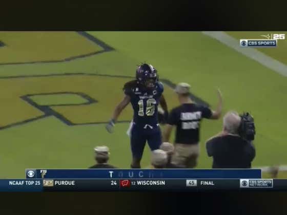 FIU (+21) beats Miami outright (+1100) 30-24.