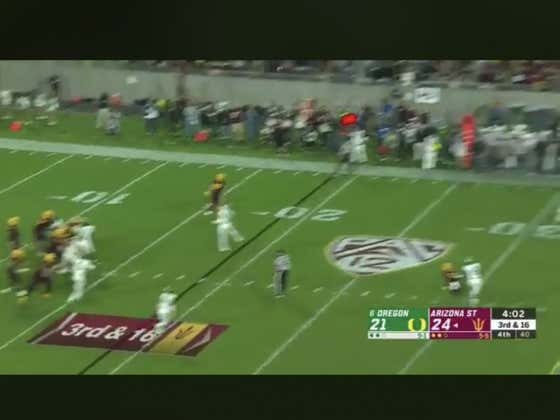 ASU and Oregon have combined for 38 points in the 4th quarter and just hit the over (54.5).